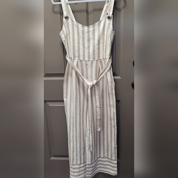 ROMEO & JULIET COUTURENWTStriped Linen Jumpsuit EUC - Picture 4 of 10